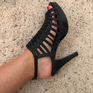 Madden girl platform sandal 8.5